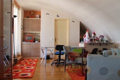 3 bedrooms Maisonette in Athens, Greece No. 58812 17