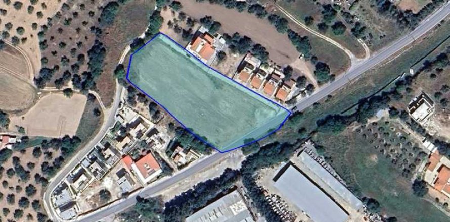 6021m² Land in Mesa Chorio, Cyprus No. 71737