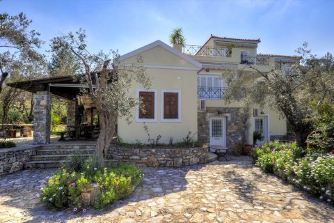 1170m² Negocio en Lesbos, Greece No. 57560 12