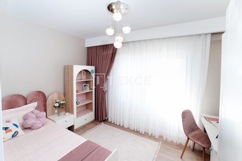 2+2 Apartment in Esenyurt, Turkey No. 11876 13