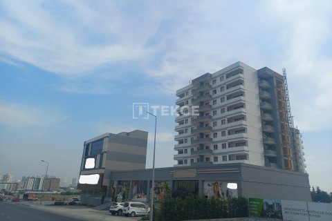 3+1 Apartment en Esenyurt, Turkey No. 11877 18