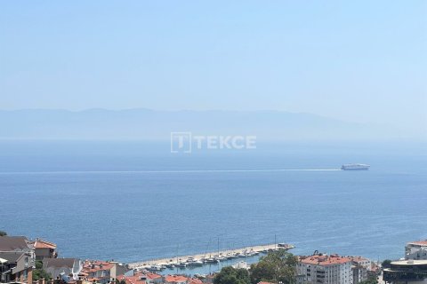 4+1 Apartment en Mudanya, Turkey No. 11914 23