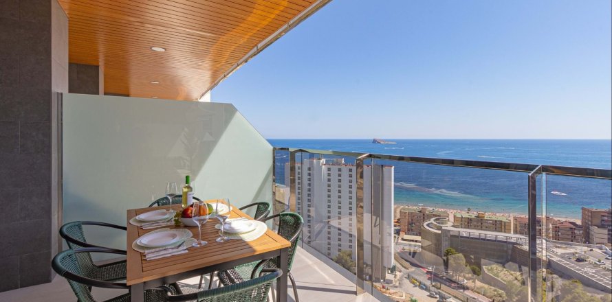 2 dormitorios Apartment en Benidorm, Spain No. 26804