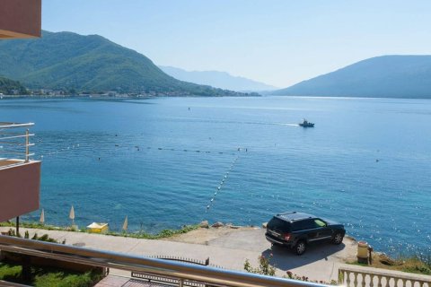 24 bedrooms Hotel in Herceg Novi, Montenegro No. 66905 1