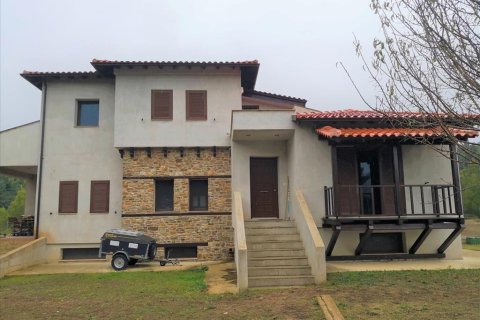 3 bedrooms Villa in Polygyros, Greece No. 57743 1