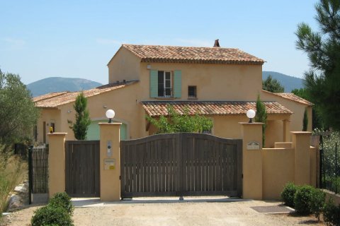 4 bedrooms Villa in Le Plan-de-la-Tour, France No. 68220 8