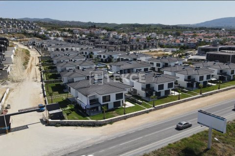 3+1 Villa in Kusadasi, Turkey No. 17617 5