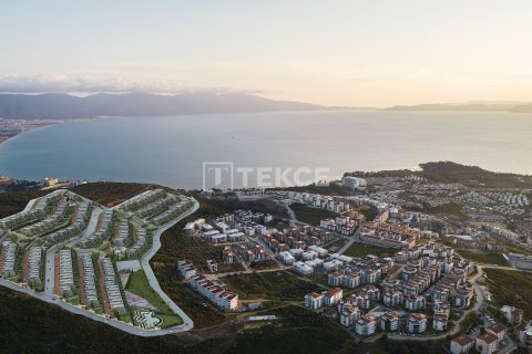 3+1 Apartment in Kusadasi, Turkey No. 17614 10