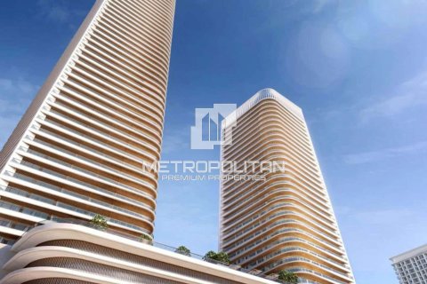 1 dormitorio Apartment en EMAAR Beachfront, UAE No. 5480 4