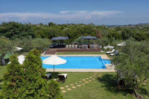 1055m² Villa à Corfu, Greece No. 58372 6