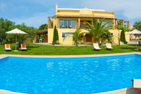 1055m² Villa à Corfu, Greece No. 58372 1