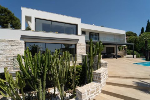 8 bedrooms Villa in Antibes, France No. 67973 19