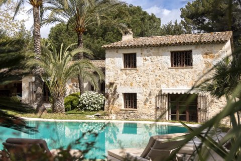 8 bedrooms Villa in La Colle-sur-Loup, France No. 67913 29