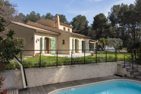 4 bedrooms Villa in Saint-Paul-de-Vence, France No. 67911 1