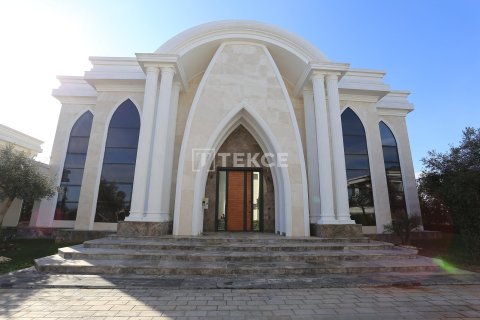 7+1 Villa in Dosemealti, Turkey No. 60738 4