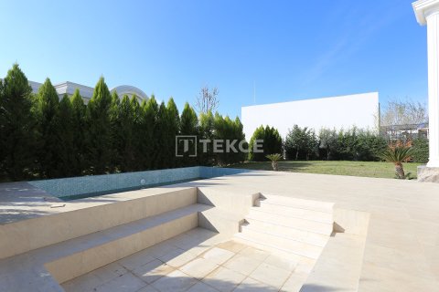 7+1 Villa in Dosemealti, Turkey No. 60738 6