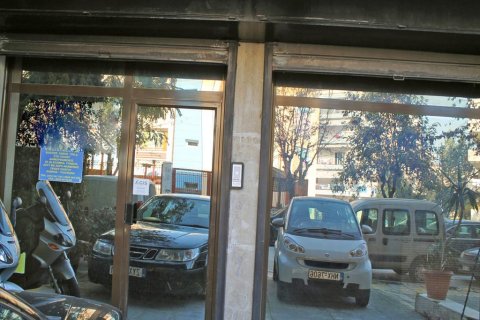 300m² Commercial property in Kalamaria, Greece No. 60028 8