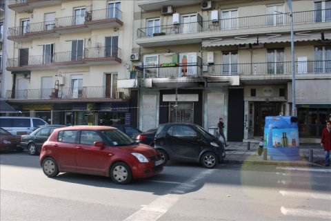 800m² Commercial property in Thessaloniki, Greece No. 60029 3