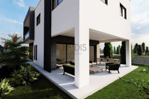 4 bedrooms House in Pyrgos, Cyprus No. 63156 3