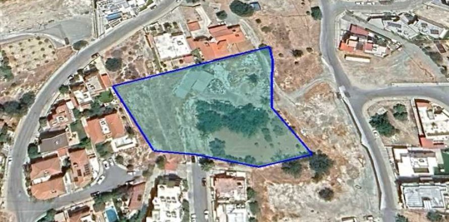 4014m² Land en Agios Athanasios, Cyprus No. 75751