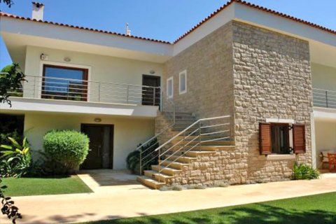 6 bedrooms Villa in Athens, Greece No. 49561 1