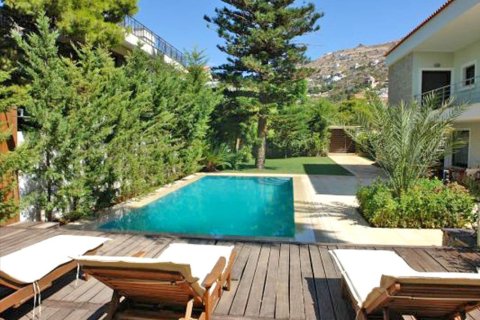 6 bedrooms Villa in Athens, Greece No. 49561 2