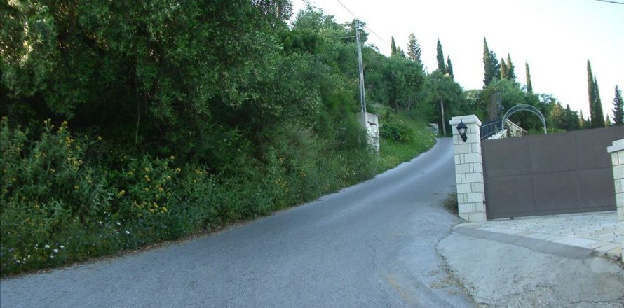 15000m² Land in Corfu, Greece No. 60366