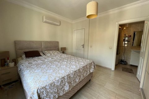 4 rooms Apartment in Cikcilli, Turkey No. 21790 7