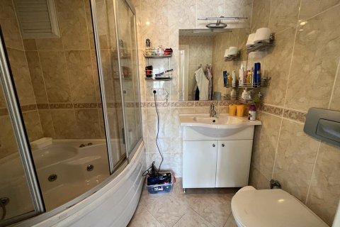 4 rooms Appartement à Cikcilli, Turkey No. 21790 4