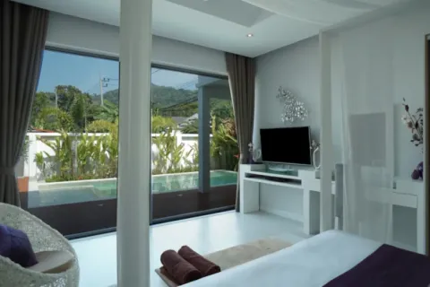 2 bedrooms Villa in Phuket, Thailand No. 2602 10