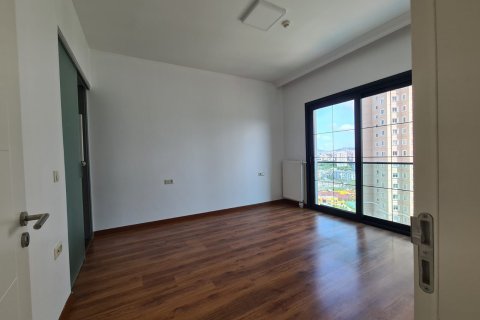 3+1 Apartment in Istanbul, Turkey No. 16361 9