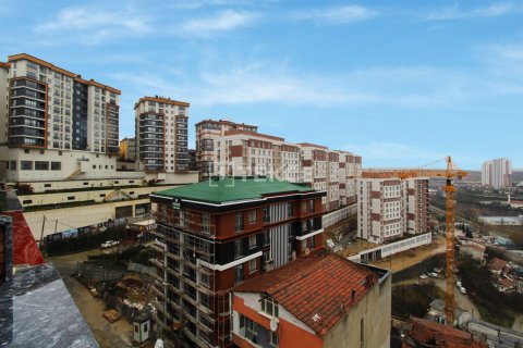 5+2 Apartment en Istanbul, Turkey No. 16143 2