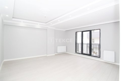 Квартира 5+2 в Стамбул, Турция №16143 3