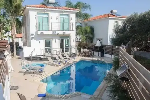 4 bedrooms House in Protaras, Cyprus No. 29433 1