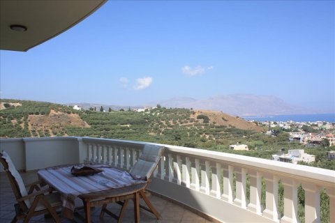 3 bedrooms Villa in Chania, Greece No. 57942 12