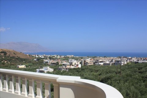 3 bedrooms Villa in Chania, Greece No. 57942 1