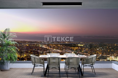 2+1 Apartment in Izmir, Turkey No. 17665 5