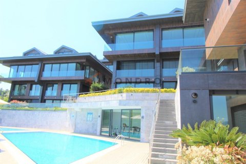 3+1 Apartment en Sariyer, Turkey No. 17727 1