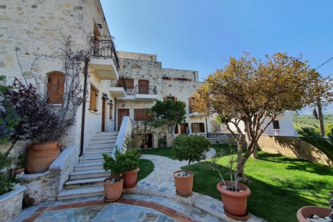 390m² Edificio en Heraklion, Greece No. 55102 5