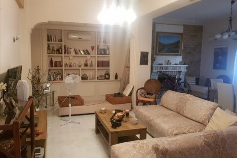 3 bedrooms Apartment in Athens, Greece No. 51368 3