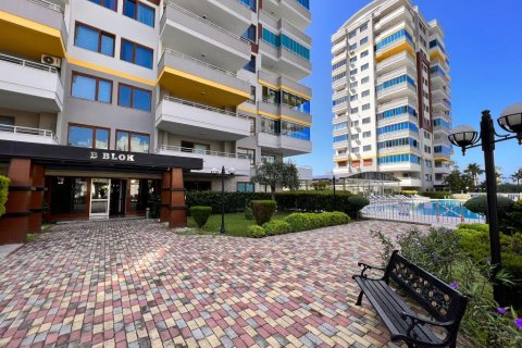 3 rooms Apartment in Mahmutlar, Turkey No. 21671 1