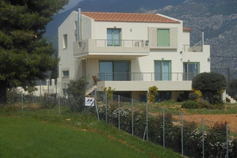 4 bedrooms House in Megara, Greece No. 58472 1