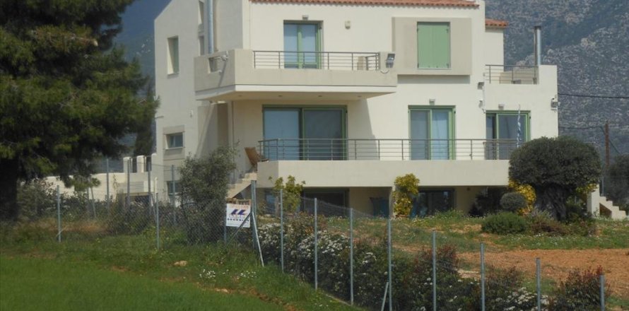 4 dormitorios House en Megara, Greece No. 58472