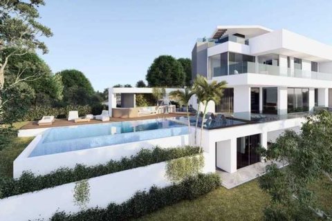5 bedrooms House in Agios Tychonas, Cyprus No. 77346 1