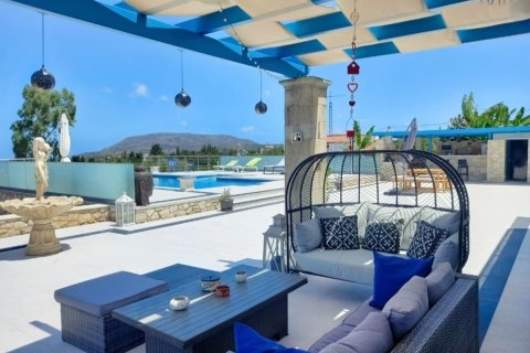 3 bedrooms Villa in Chania, Greece No. 23840 4