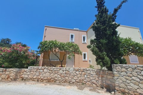 2 bedrooms Villa in Chania, Greece No. 23838 12