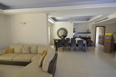 8 bedrooms Villa in Paphos, Cyprus No. 37482 7