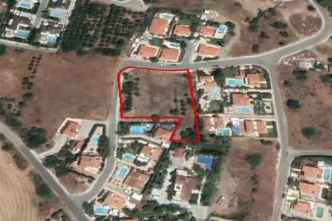 3281m² Land en Pyrgos, Cyprus No. 35788 1