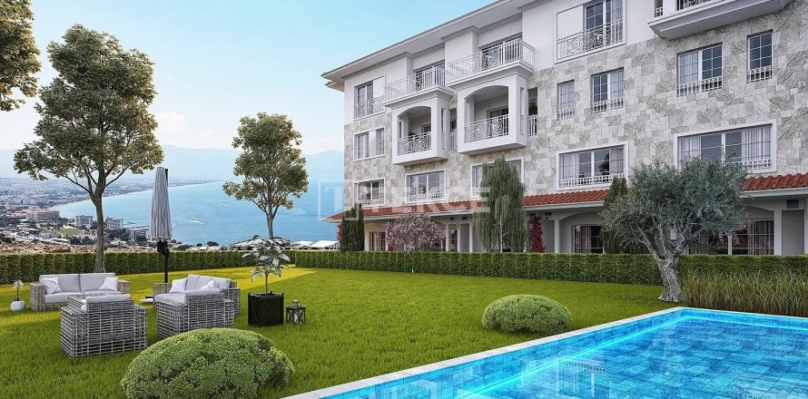 4+1 Penthouse in Kusadasi, Turkey No. 21002