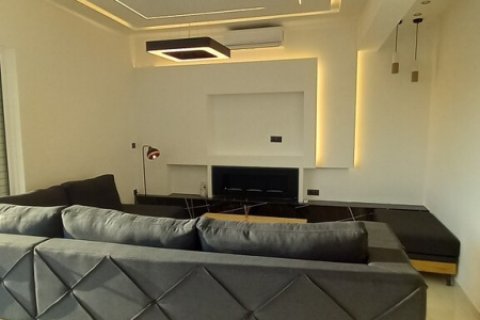 4 bedrooms Apartment in Athens, Greece No. 51837 1